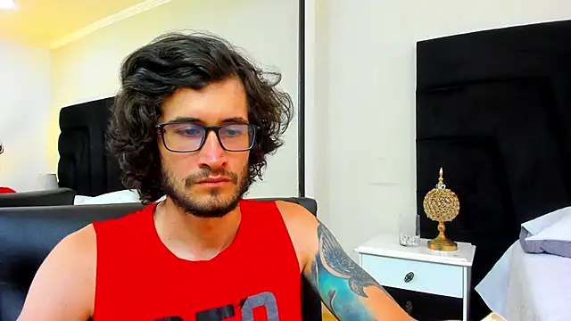 Loggan donnelly online show from 1, 3, 2025