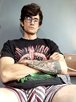 Loggan donnelly online show from 10, 3, 2026