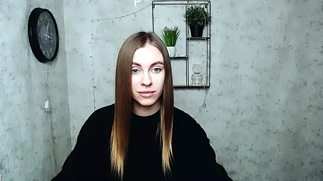 AlisaCatty  online show from 3, 12, 2024