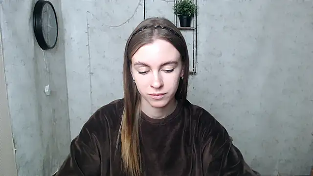 AlisaCatty  online show from 10, 1, 2025