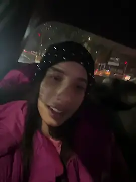 Praga Pink online show from 3, 2, 2026