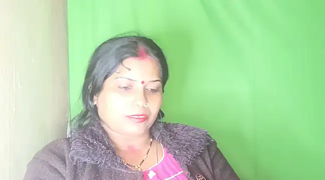 Snapshot of mamoni91 chatting on 2, 1, 2025 mamoni91 online show from 2, 1, 2025