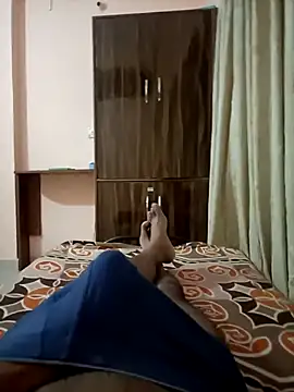 Snapshot of RRahullove69 chatting on 18, 9, 2025 RRahullove69 online show from 18, 9, 2025