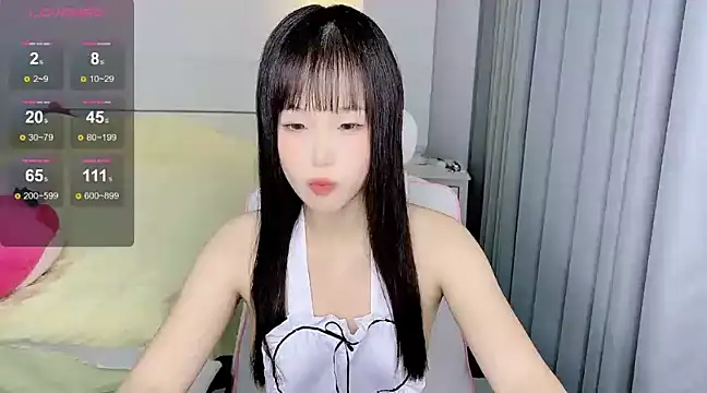 Snapshot of -Wendy__ chatting on 2, 1, 2025 -Wendy online show from 2, 1, 2025