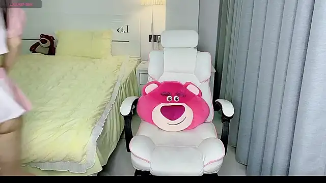 Snapshot of -Wendy__ chatting on 3, 2, 2025 -Wendy online show from 3, 2, 2025