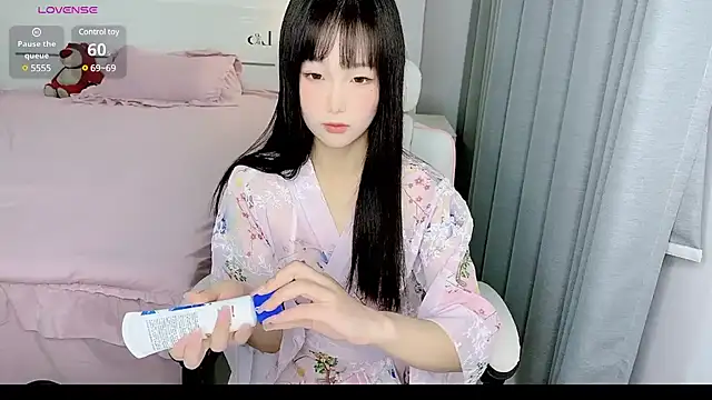 Snapshot of -Wendy__ chatting on 8, 2, 2025 -Wendy online show from 8, 2, 2025