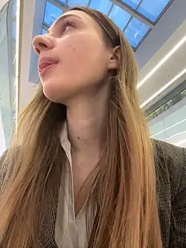 Snapshot of Lia__Love chatting on 4, 12, 2024 Lia Love online show from 4, 12, 2024