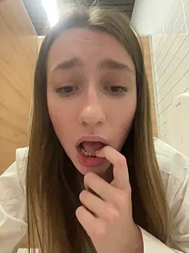 Snapshot of Lia__Love chatting on 4, 12, 2024 Lia Love online show from 4, 12, 2024