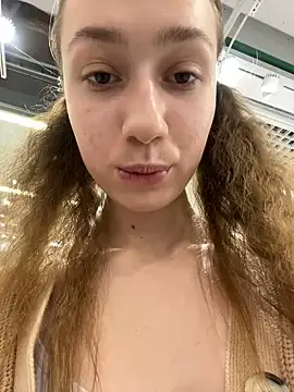 Snapshot of Lia__Love chatting on 9, 12, 2024 Lia Love online show from 9, 12, 2024