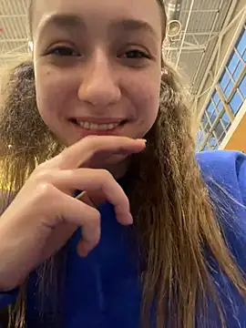 Snapshot of Lia__Love chatting on 13, 12, 2024 Lia Love online show from 13, 12, 2024