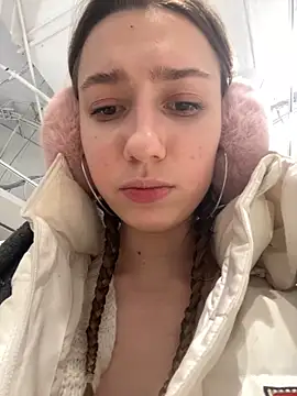 Snapshot of Lia__Love chatting on 24, 12, 2024 Lia Love online show from 24, 12, 2024