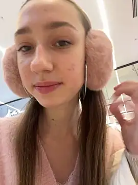 Snapshot of Lia__Love chatting on 25, 12, 2024 Lia Love online show from 25, 12, 2024