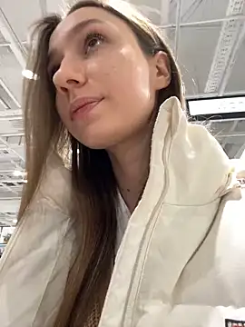 Snapshot of Lia__Love chatting on 3, 2, 2025 Lia Love online show from 3, 2, 2025