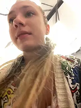 Snapshot of Lia__Love chatting on 11, 3, 2025 Lia Love online show from 11, 3, 2025