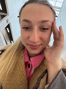 Snapshot of Lia__Love chatting on 14, 10, 2025 Lia Love online show from 14, 10, 2025