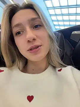 Snapshot of Lia__Love chatting on 17, 10, 2025 Lia Love online show from 17, 10, 2025