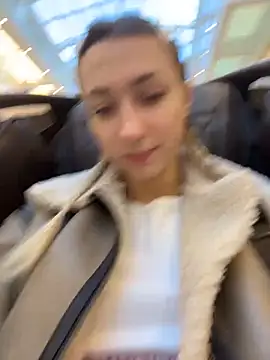 Snapshot of Lia__Love chatting on 4, 11, 2025 Lia Love online show from 4, 11, 2025