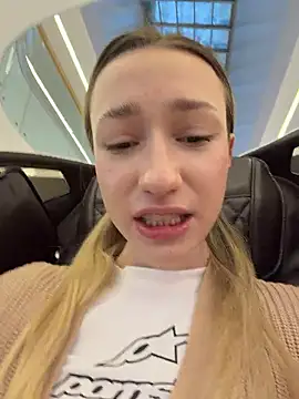 Snapshot of Lia__Love chatting on 15, 1, 2026 Lia Love online show from 15, 1, 2026