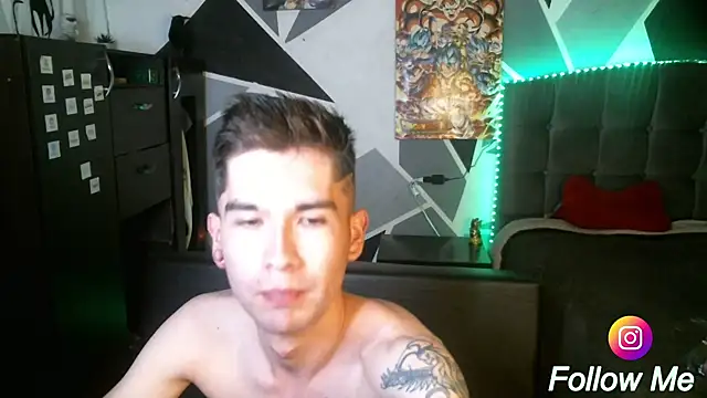 Snapshot of samael1107 chatting on 1, 12, 2024 samael1107 online show from 1, 12, 2024