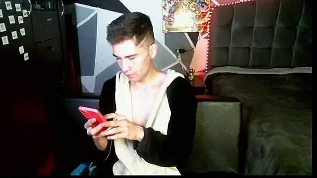 Snapshot of samael1107 chatting on 5, 12, 2024 samael1107 online show from 5, 12, 2024