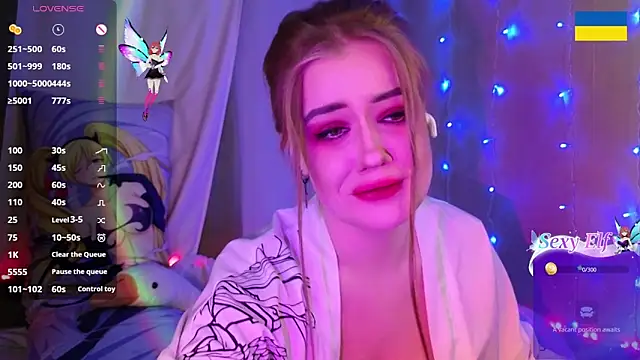 RedVelveten online show from 2, 2, 2025