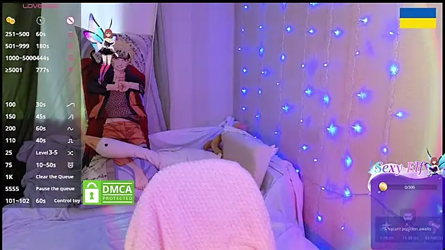 RedVelveten online show from 8, 3, 2025