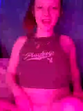 Snapshot of angel_star420864 chatting on 18, 2, 2025 angel star420864 online show from 18, 2, 2025