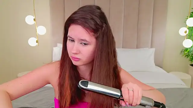 Snapshot of milaleoneli chatting on 26, 1, 2025 milaleoneli online show from 26, 1, 2025