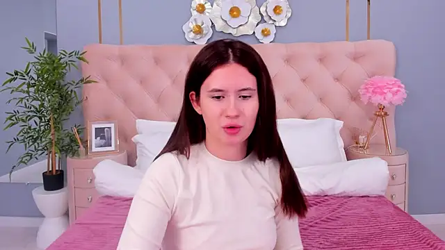 Snapshot of milaleoneli chatting on 27, 1, 2025 milaleoneli online show from 27, 1, 2025