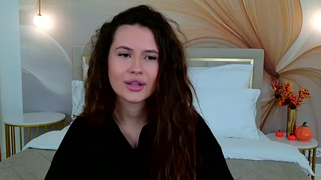 Snapshot of milaleoneli chatting on 4, 11, 2025 milaleoneli online show from 4, 11, 2025