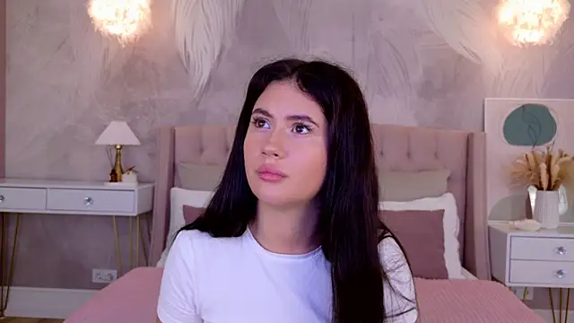 milaleoneli online show from 14, 7, 2026