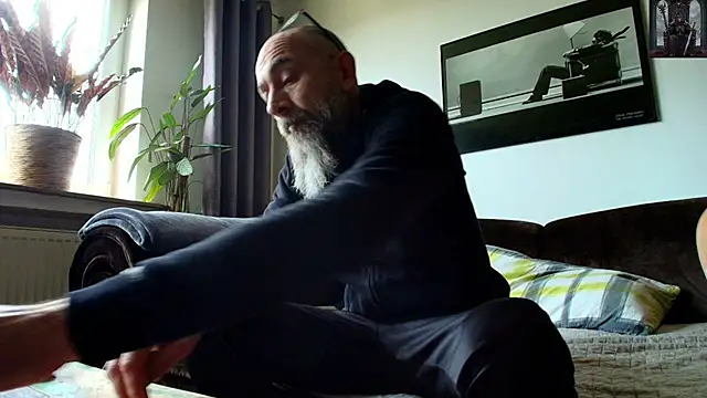 Kingsscepter online show from 12, 3, 2025