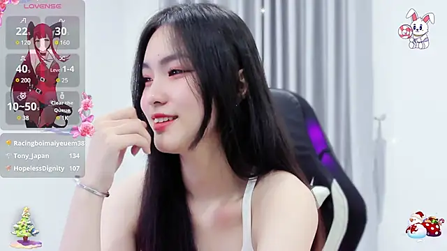 Snapshot of CelestiaWang chatting on 19, 12, 2024 CelestiaWang online show from 19, 12, 2024