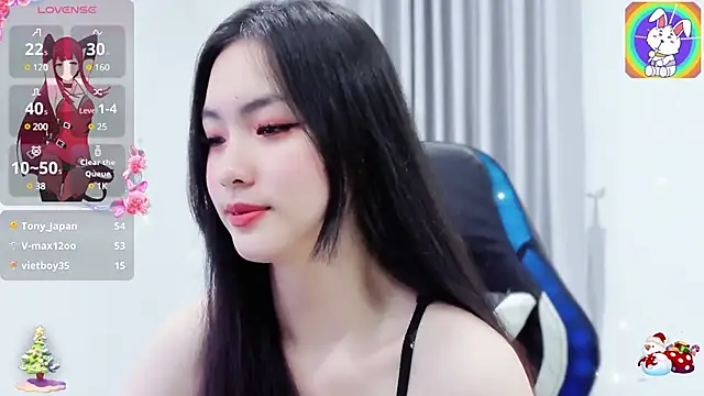 Snapshot of CelestiaWang chatting on 20, 12, 2024 CelestiaWang online show from 20, 12, 2024
