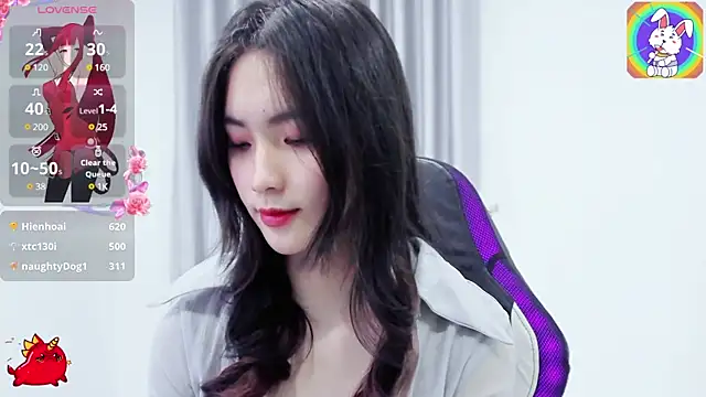 Snapshot of CelestiaWang chatting on 1, 1, 2025 CelestiaWang online show from 1, 1, 2025