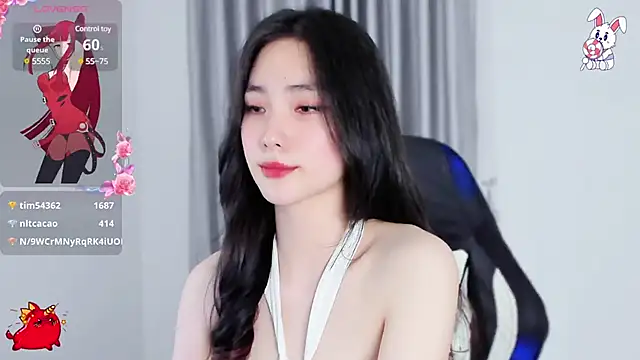 Snapshot of CelestiaWang chatting on 3, 1, 2025 CelestiaWang online show from 3, 1, 2025