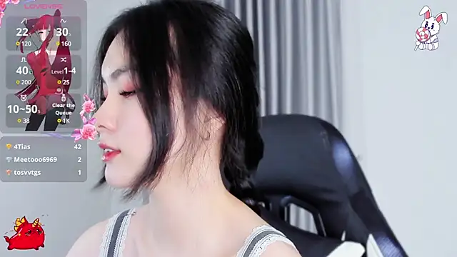 Snapshot of CelestiaWang chatting on 9, 1, 2025 CelestiaWang online show from 9, 1, 2025
