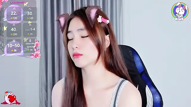 Snapshot of CelestiaWang chatting on 25, 2, 2025 CelestiaWang online show from 25, 2, 2025