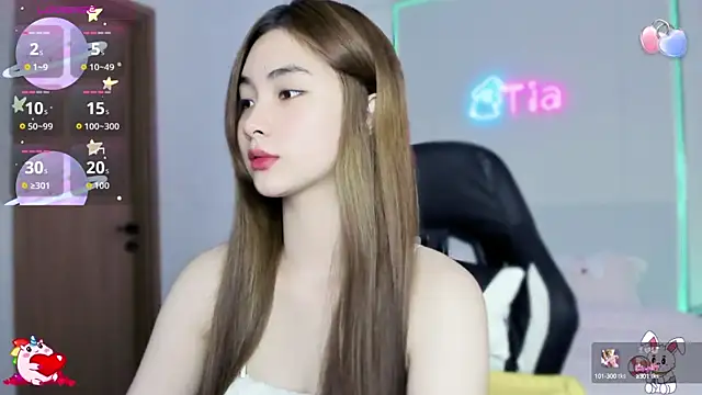 Snapshot of CelestiaWang chatting on 27, 9, 2025 CelestiaWang online show from 27, 9, 2025