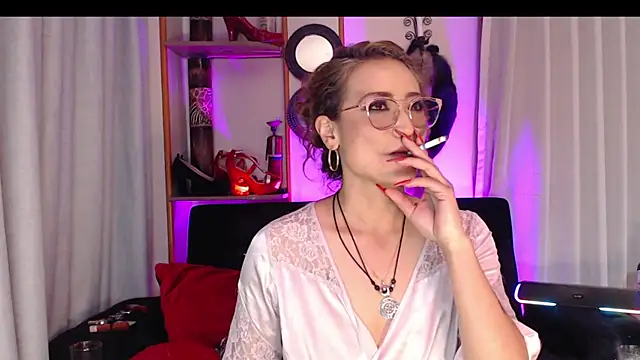 AdeleMourfg online show from 23, 2, 2025