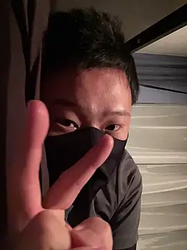 Snapshot of tuki_fu chatting on 25, 12, 2024 tuki fu online show from 25, 12, 2024