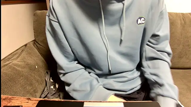 Snapshot of tuki_fu chatting on 9, 2, 2025 tuki fu online show from 9, 2, 2025