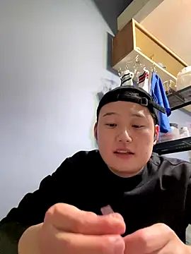 Snapshot of tuki_fu chatting on 12, 1, 2026 tuki fu online show from 12, 1, 2026