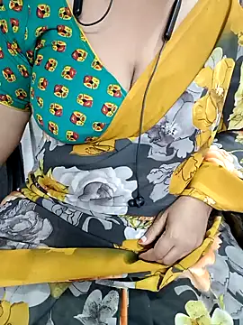 Snapshot of Yours_Radika chatting on 31, 1, 2025 Yours Radika online show from 31, 1, 2025