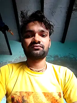 Snapshot of Surajpuja79 chatting on 25, 11, 2025 Surajpuja79 online show from 25, 11, 2025