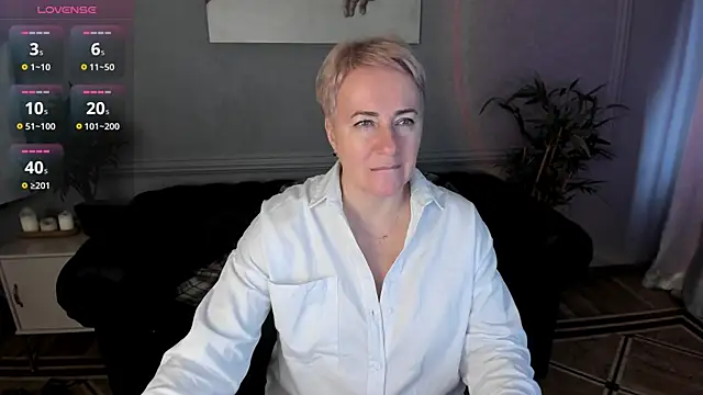 Nika Smit online show from 14, 11, 2025