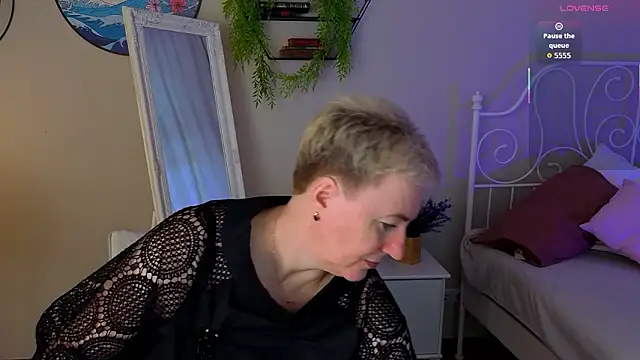 Nika Smit online show from 14, 3, 2026