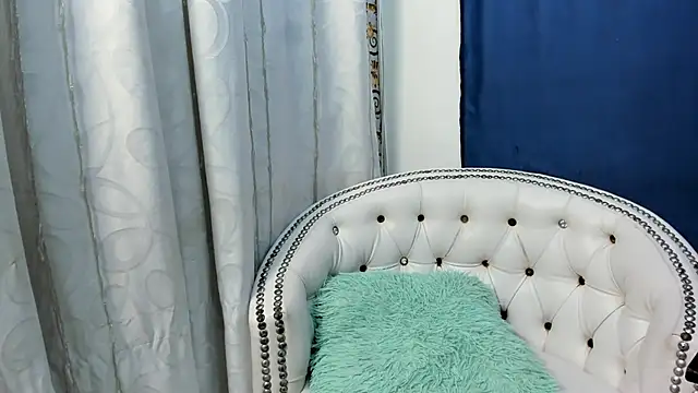 Analia18  online show from 23, 2, 2025