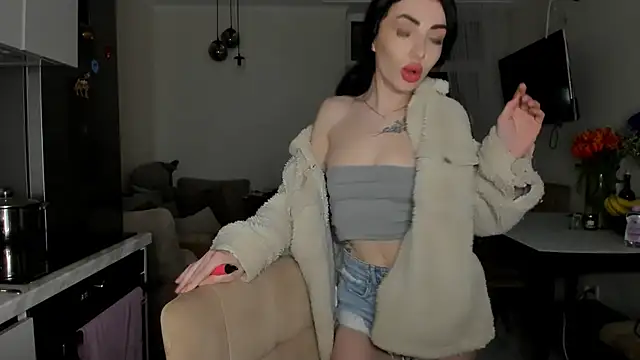 Snapshot of NancyLovee_ chatting on 18, 4, 2026 NancyLovee online show from 18, 4, 2026