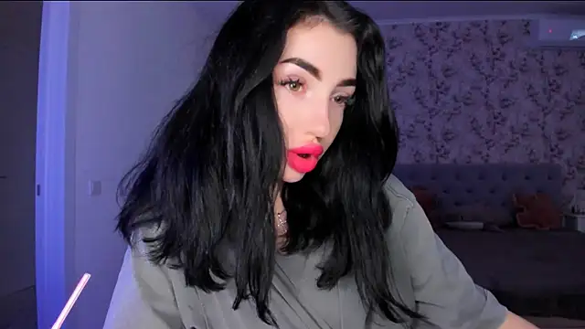 Snapshot of NancyLovee_ chatting on 6, 7, 2026 NancyLovee online show from 6, 7, 2026